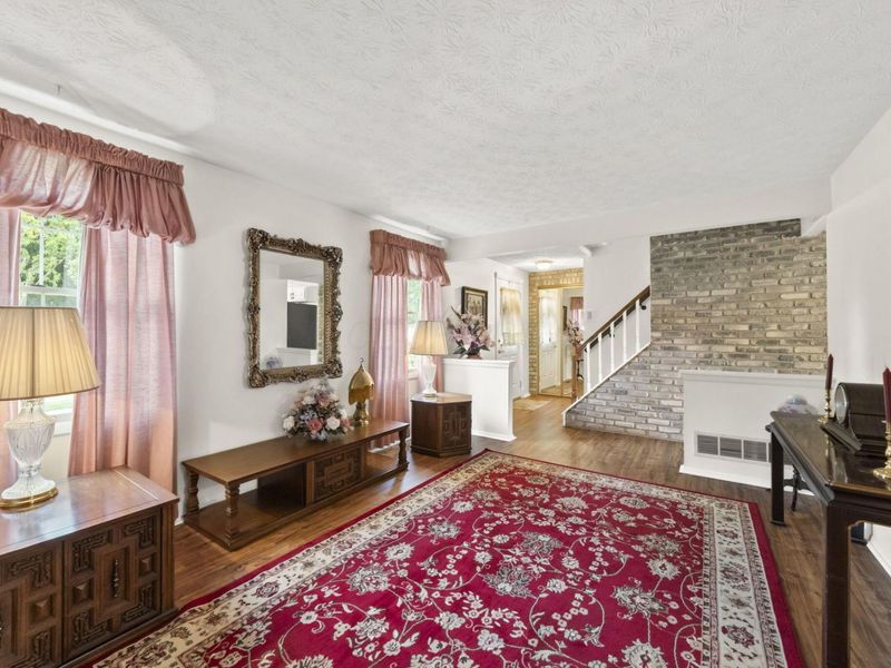 8025 Bunyan Drive, Reynoldsburg, OH 43068 Photo 8