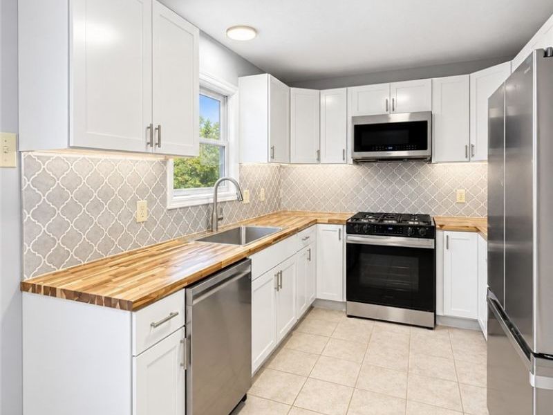 151 Oakview Avenue, Struthers, OH 44471 Photo 7