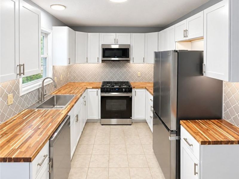 151 Oakview Avenue, Struthers, OH 44471 Photo 8