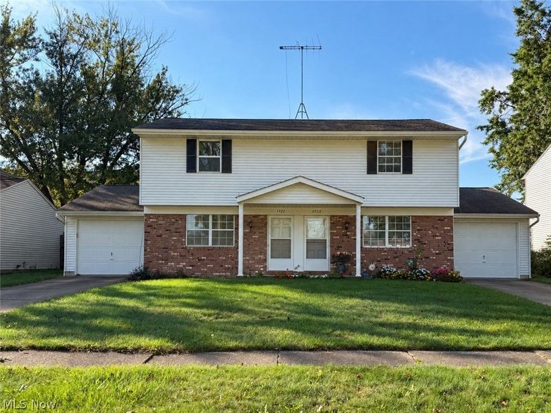 1721 Urban Circle S, Lorain, OH 44053 Photo 1