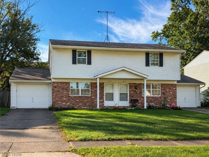 1721 Urban Circle S, Lorain, OH 44053 Photo 2