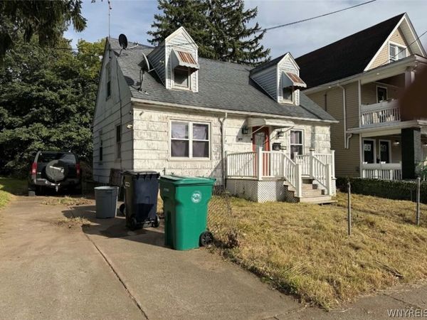 469 7th Street , Niagara Falls, NY 14301