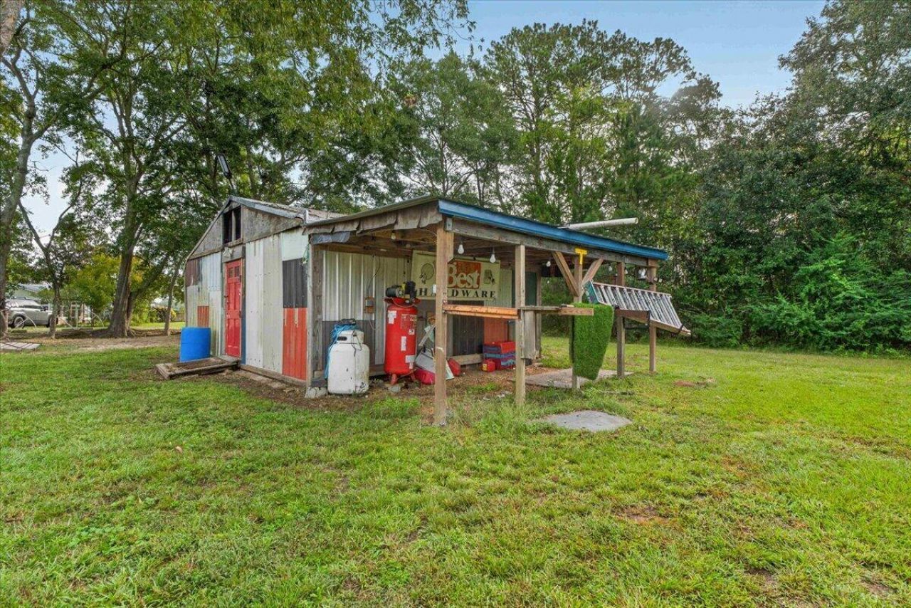 4651 Highway 165 Photo 52