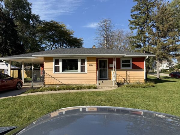 2324 Hermon Avenue , Zion, IL 60099