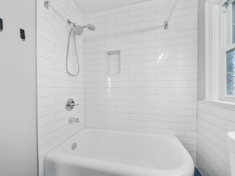 45 S Stanwood Road, Columbus, OH 43209 Photo 48