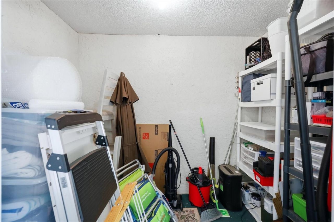 753 Oakview Drive , Bradenton, FL 34210 Photo