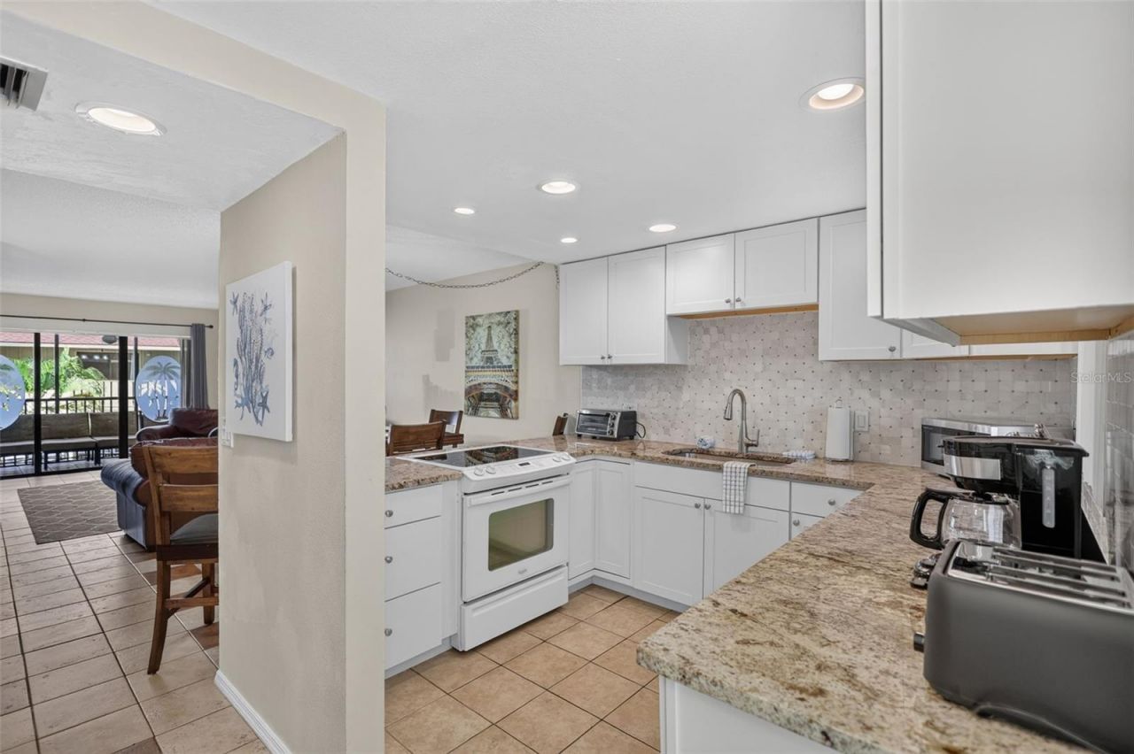 6157 Midnight Pass Road, Unit E53, Sarasota, FL 34242 Photo
