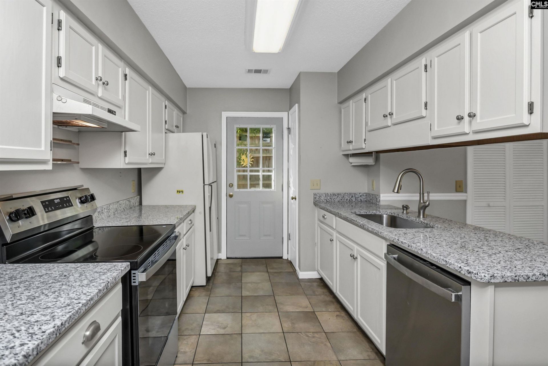 921 Riverwalk Way Photo 10
