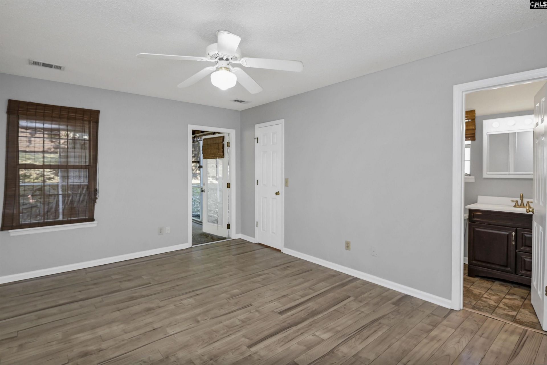 921 Riverwalk Way Photo 27