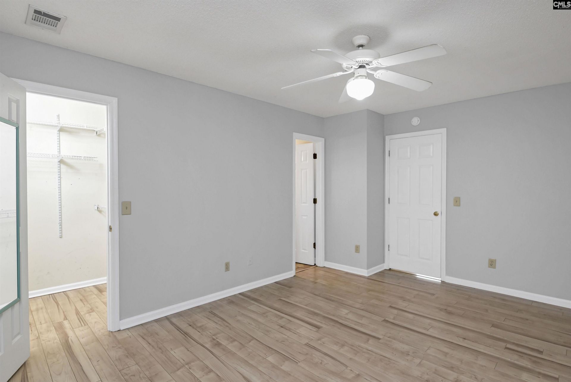 921 Riverwalk Way Photo 30
