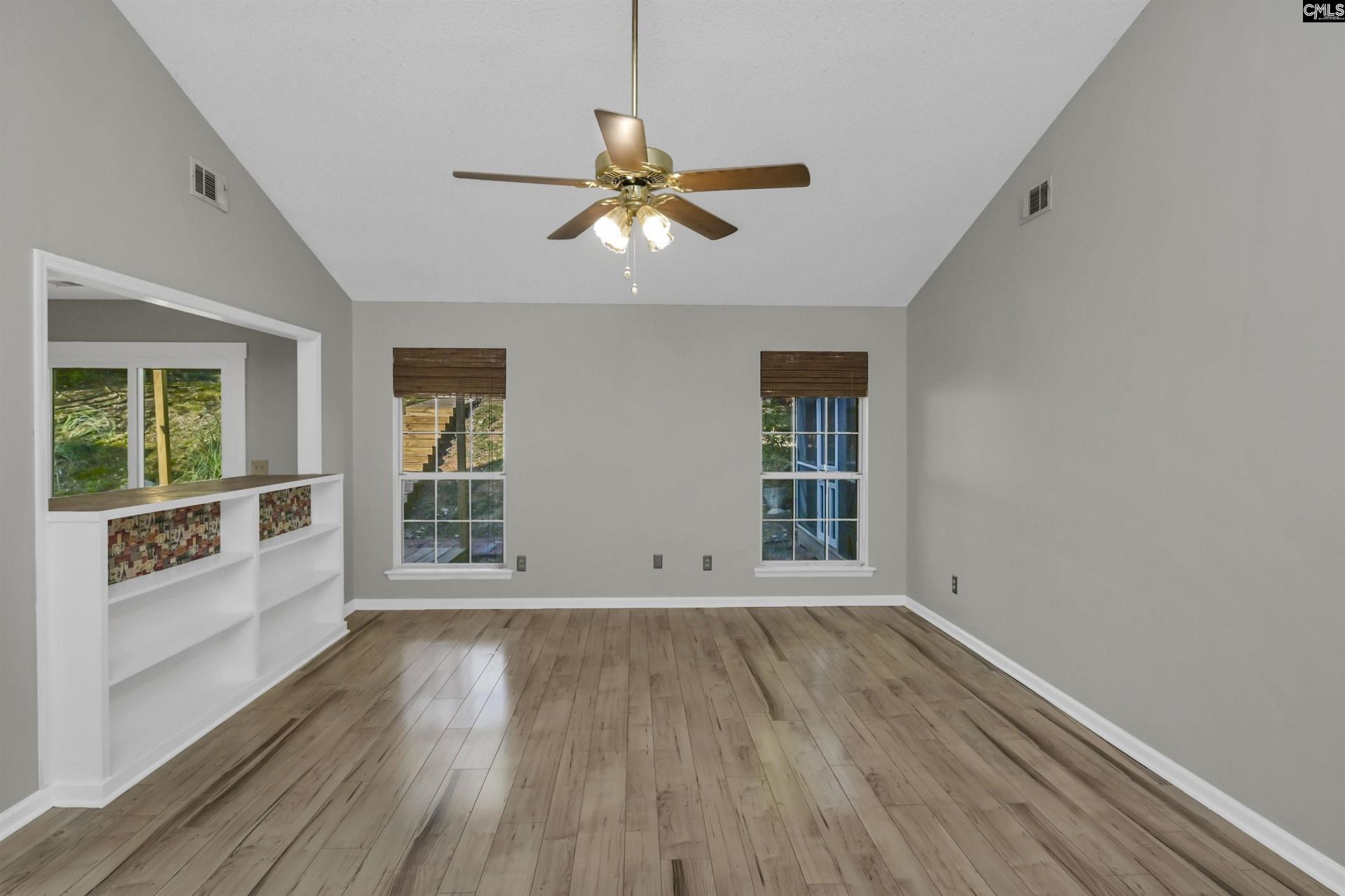 921 Riverwalk Way Photo 6
