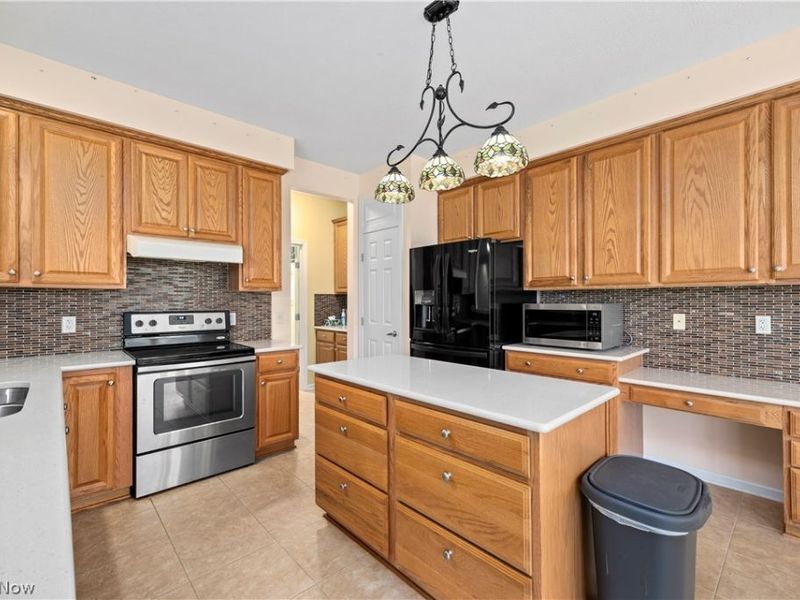 9443 Drury Way, North Ridgeville, OH 44039 Photo 16