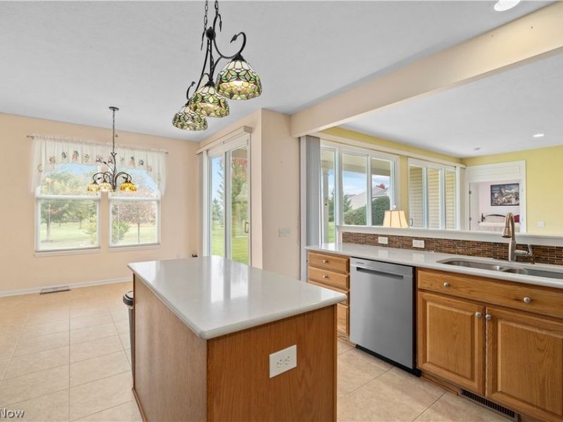 9443 Drury Way, North Ridgeville, OH 44039 Photo 18