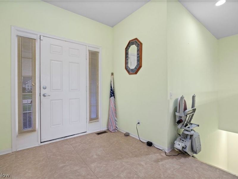 9443 Drury Way, North Ridgeville, OH 44039 Photo 3