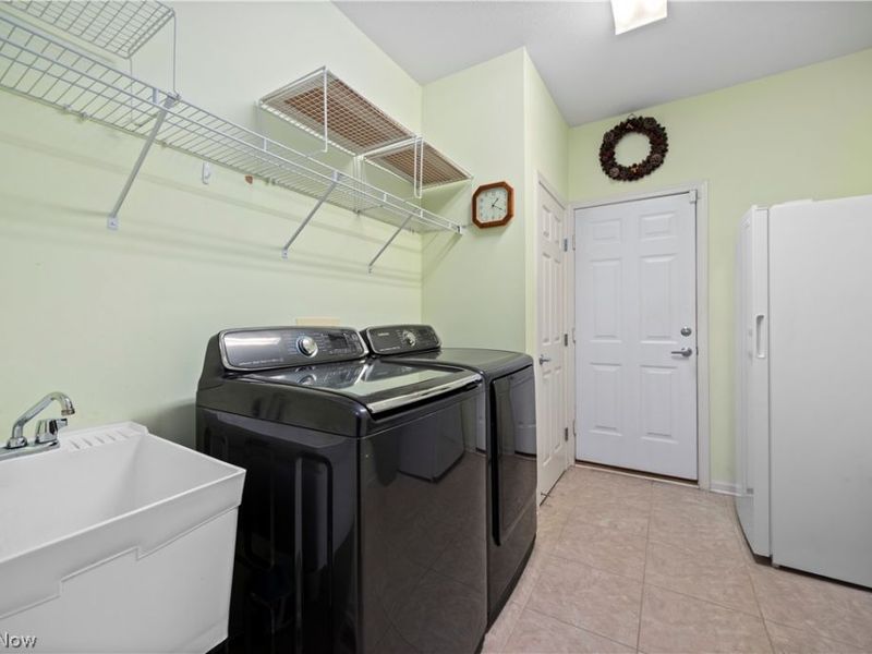 9443 Drury Way, North Ridgeville, OH 44039 Photo 37