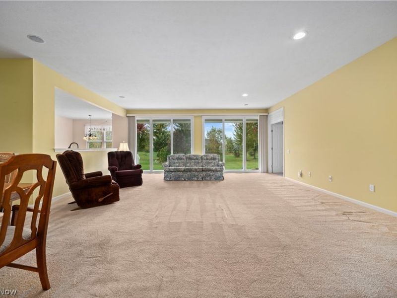 9443 Drury Way, North Ridgeville, OH 44039 Photo 4