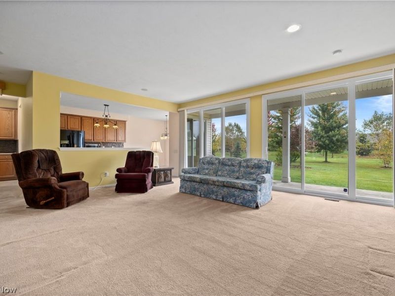 9443 Drury Way, North Ridgeville, OH 44039 Photo 5