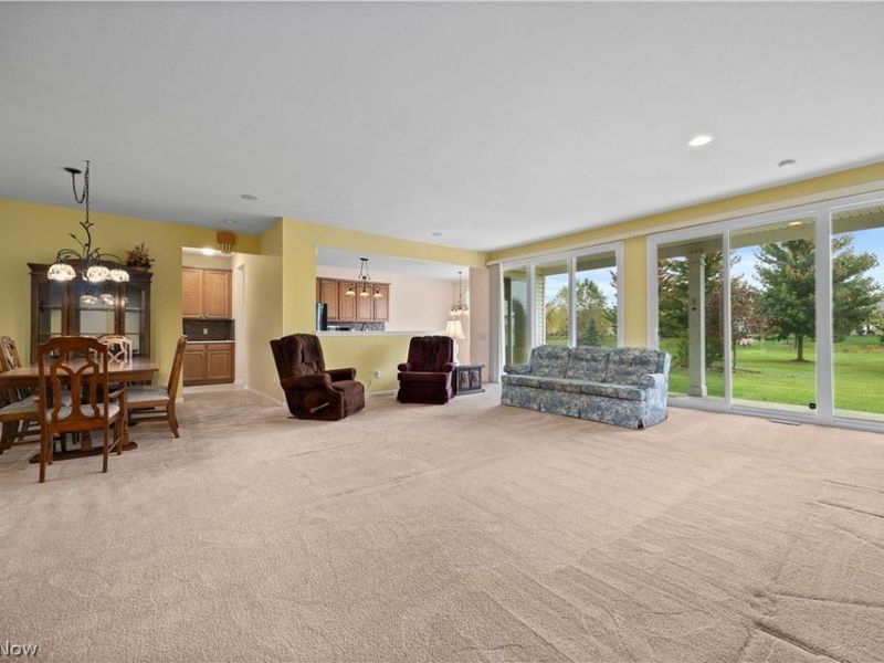 9443 Drury Way, North Ridgeville, OH 44039 Photo 6