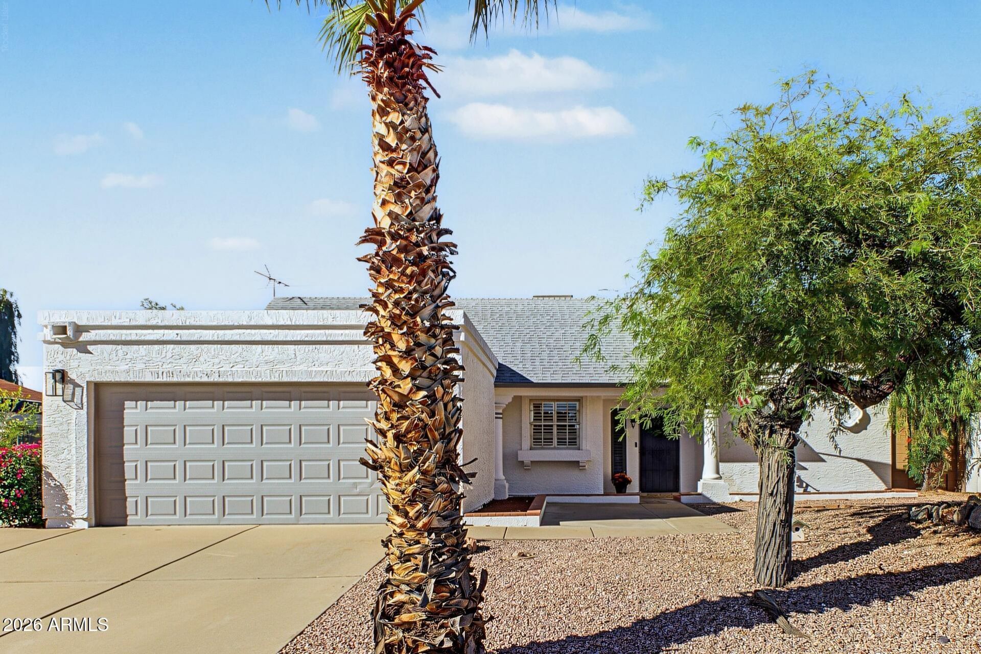 1320 E Piute Avenue, Phoenix, AZ 85024 Main Photo