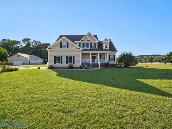 5929 Blackwater Road , Virginia Beach, VA 23457