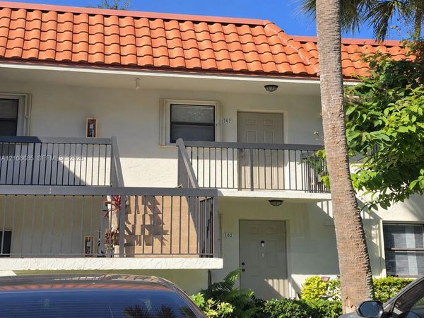 15813 W Waterside Cir , Unit 202, Sunrise, FL 33326