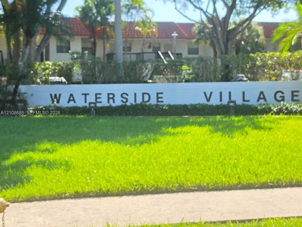 15813 W Waterside Cir , Unit 202, Sunrise, FL 33326