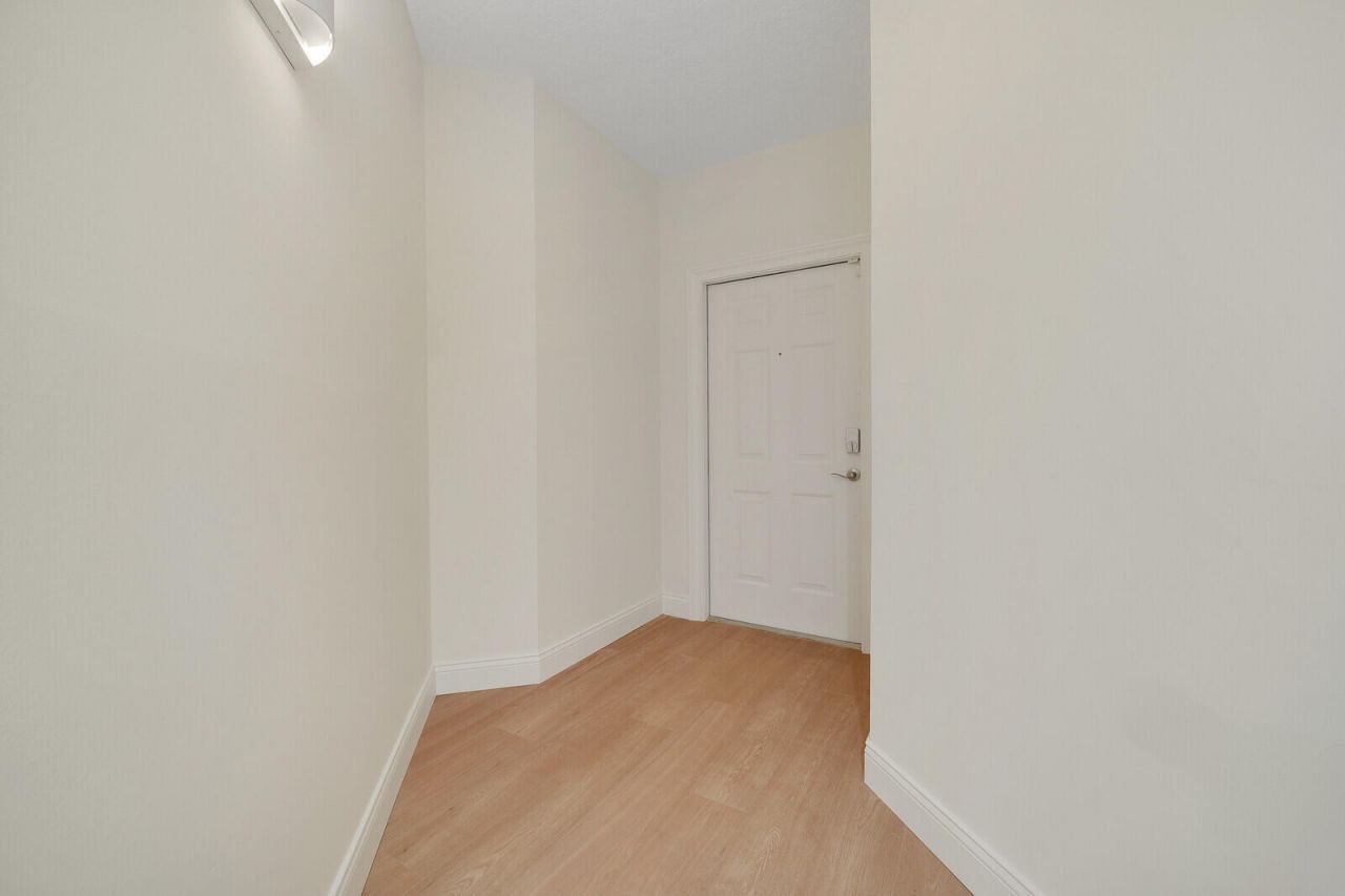 400 Uno Lago Drive, Unit 103, Juno Beach, FL 33408 Photo