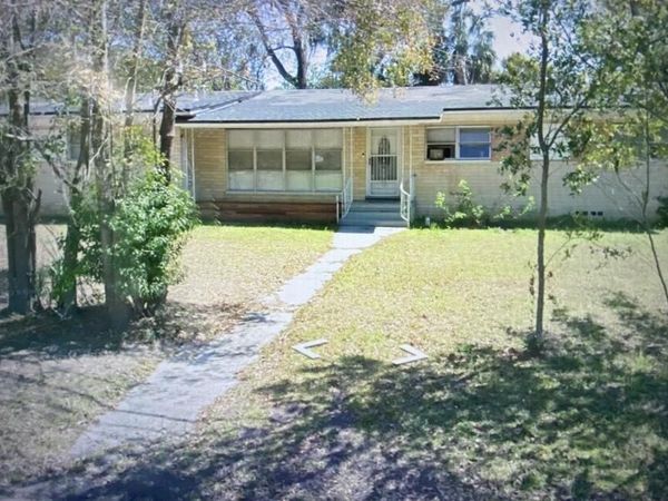 6751 ALARO Road, Jacksonville, FL 32209