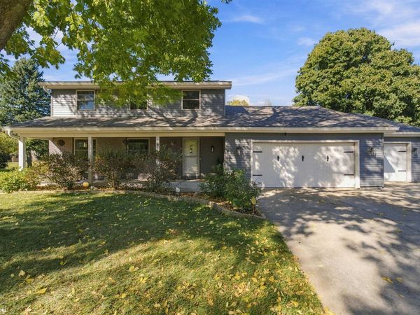 8 Quarry Rd, Mason City, IA 50401