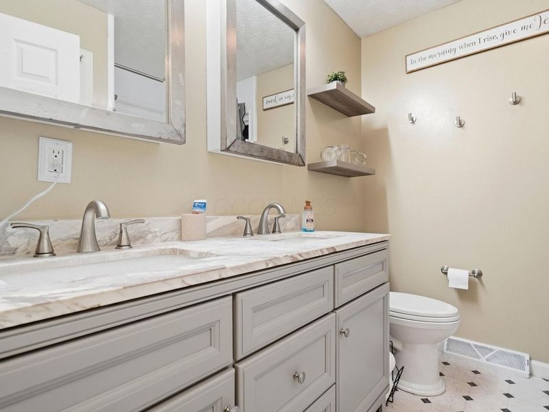 5865 Wilson Road NW, Lancaster, OH 43130 Photo 26