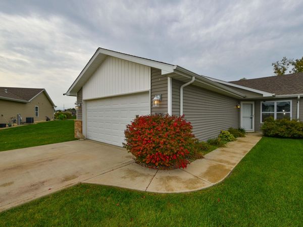 8438 Madison Street, Merrillville, IN 46410