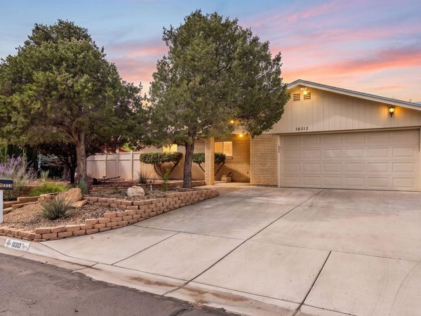 10313 Leymon Court NW, Albuquerque, NM 87114