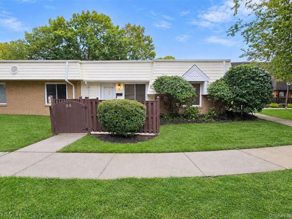 88 Glenn Hollow Drive GlenHollow , Port Jefferson Station, NY 11776