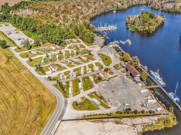 135 Bucksport Rd., Conway, SC 29527