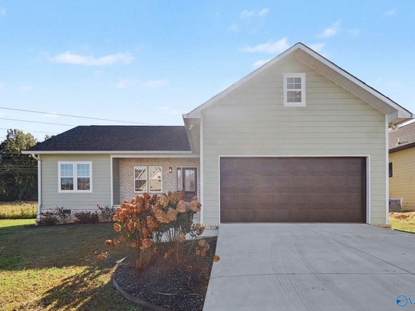 100 Bonny Brook Lane, Albertville, AL 35950