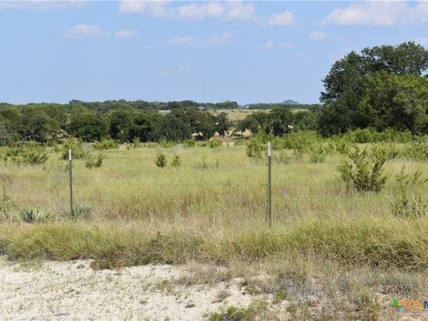2600 County Road 1320 , Lampasas, TX 76550