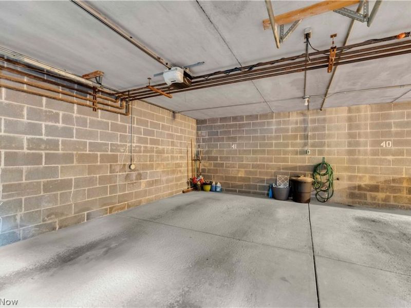 6850 Carriage Hill Drive, Unit D55, Brecksville, OH 44141 Photo 29