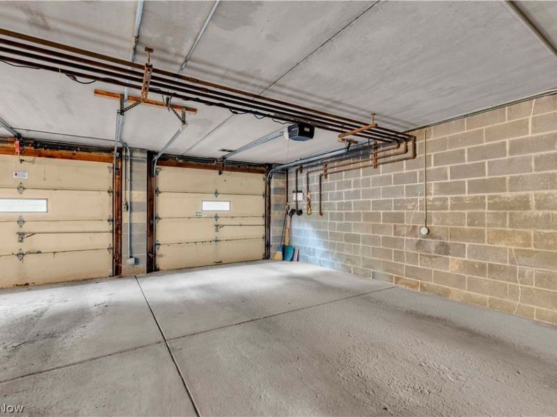6850 Carriage Hill Drive, Unit D55, Brecksville, OH 44141 Photo 30
