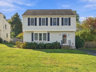 55 Pheasant Lane, Bridgewater, MA 02324