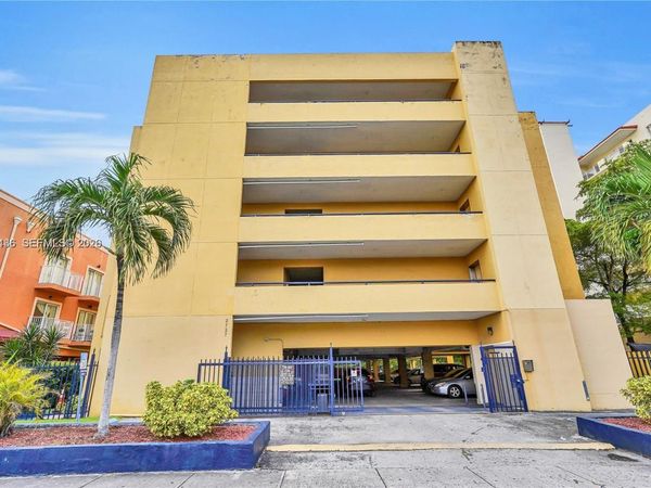 2727 NW 17th Ter , Unit 506, Miami, FL 33125