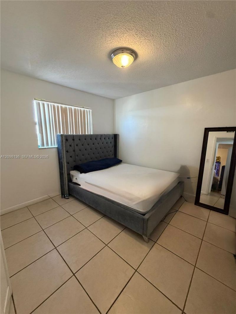 2727 NW 17th Ter , Unit 506, Miami, FL 33125 Photo