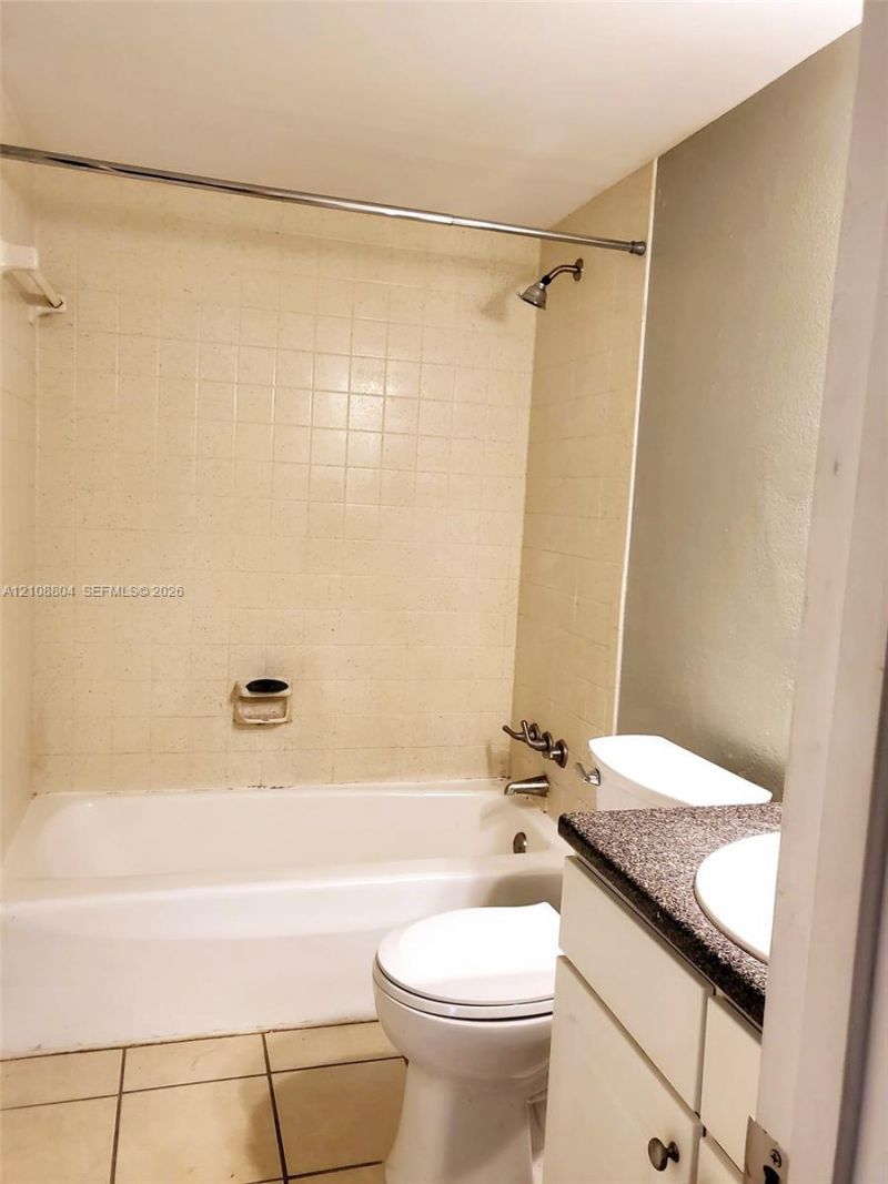 507 NW 39th Rd , Unit 240, Gainesville, FL 32607 Photo