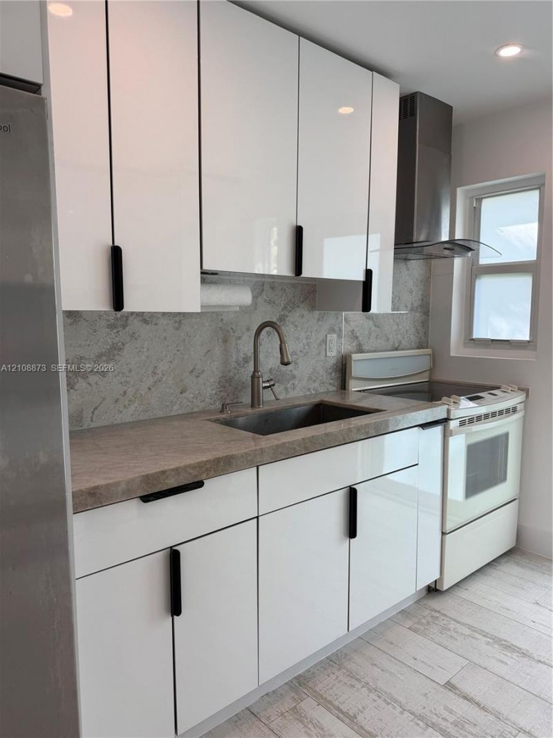160 NW 121st St , North Miami, FL 33168 Photo