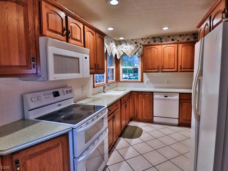 1890 Adams Street, Coshocton, OH 43812 Photo 18
