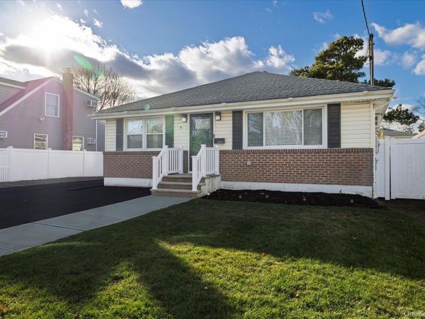 2280 Brookside Avenue , Wantagh, NY 11793