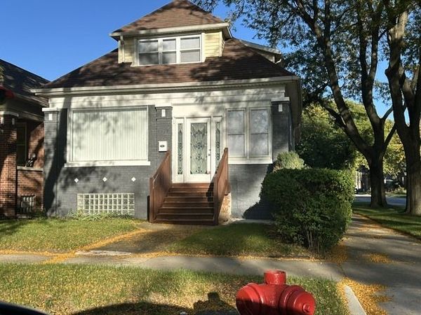 7659 S Bennett Avenue , Chicago, IL 60649