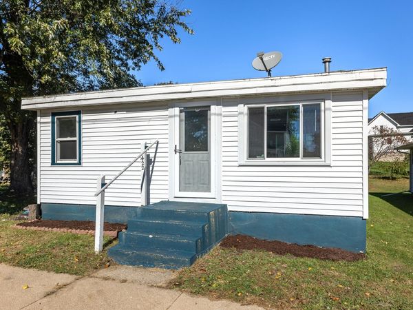 422 E Lacrosse St, Tomah, WI 54660