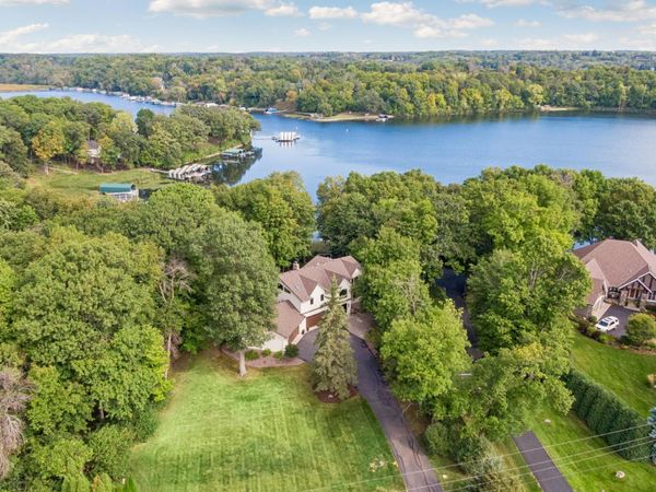 4080 Dahl Road, Orono, MN 55364
