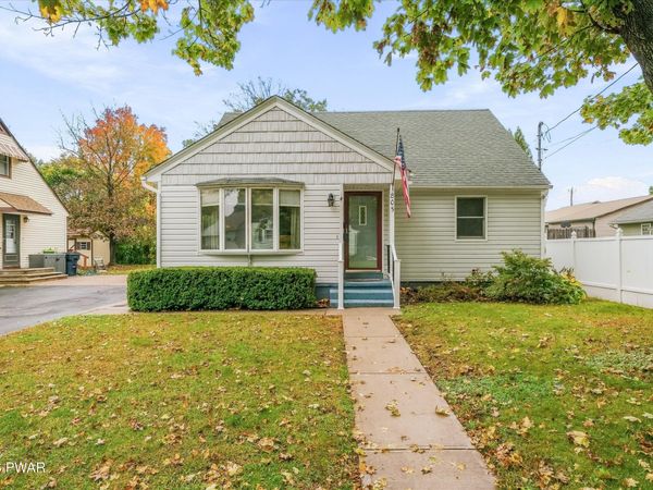 805 Avenue N , Matamoras, PA 18336