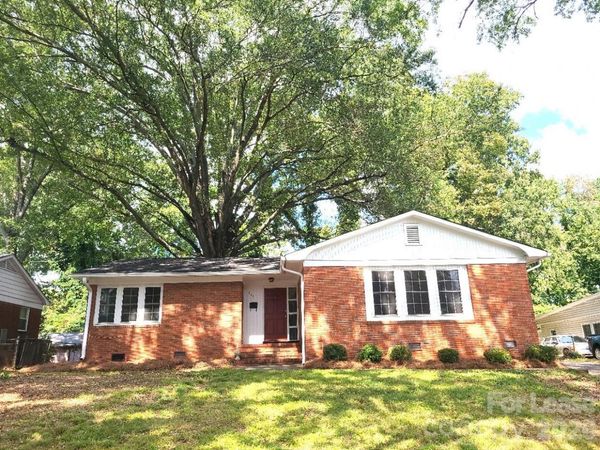 5511 Wedgewood Drive , Charlotte, NC 28210